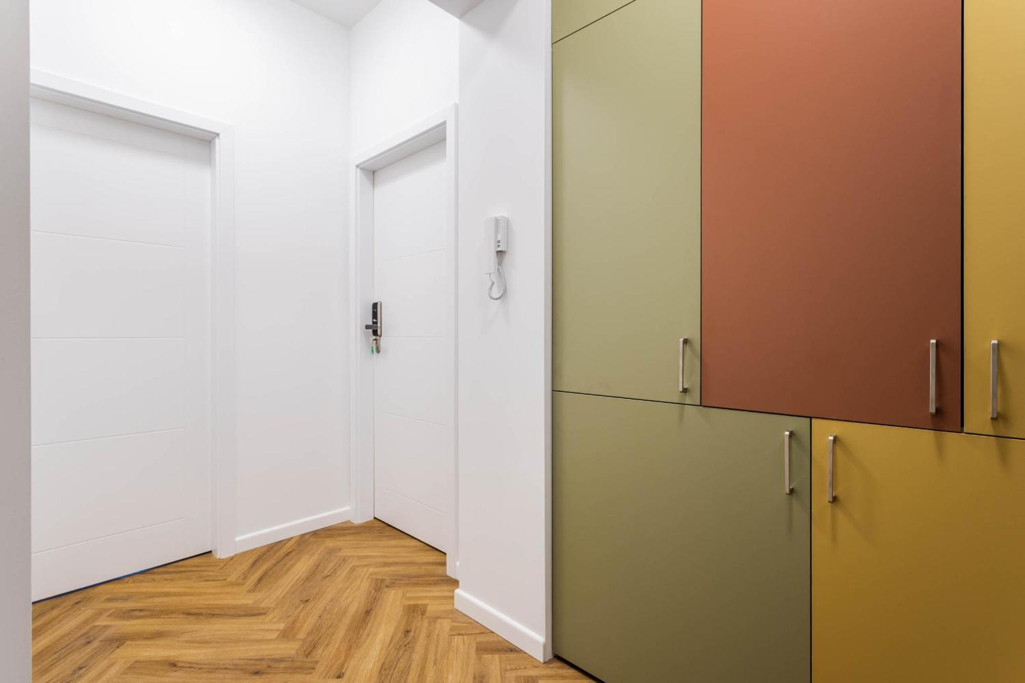 Nowoczesne I Stylowe Studia Very Berry W Poznaniu By Noclegi Renters Buitenkant foto