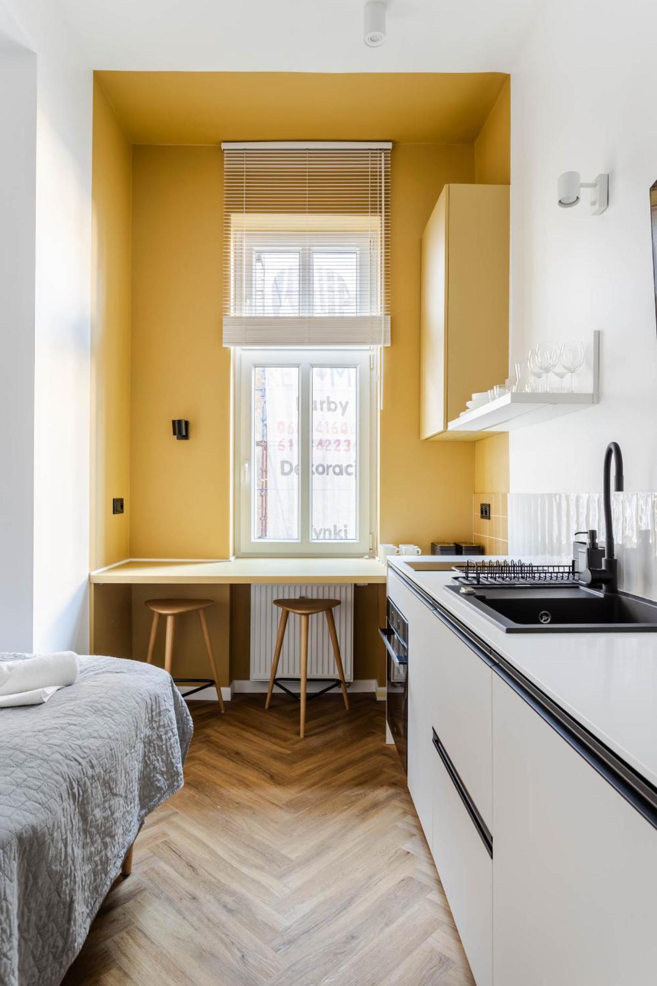 Nowoczesne I Stylowe Studia Very Berry W Poznaniu By Noclegi Renters Buitenkant foto