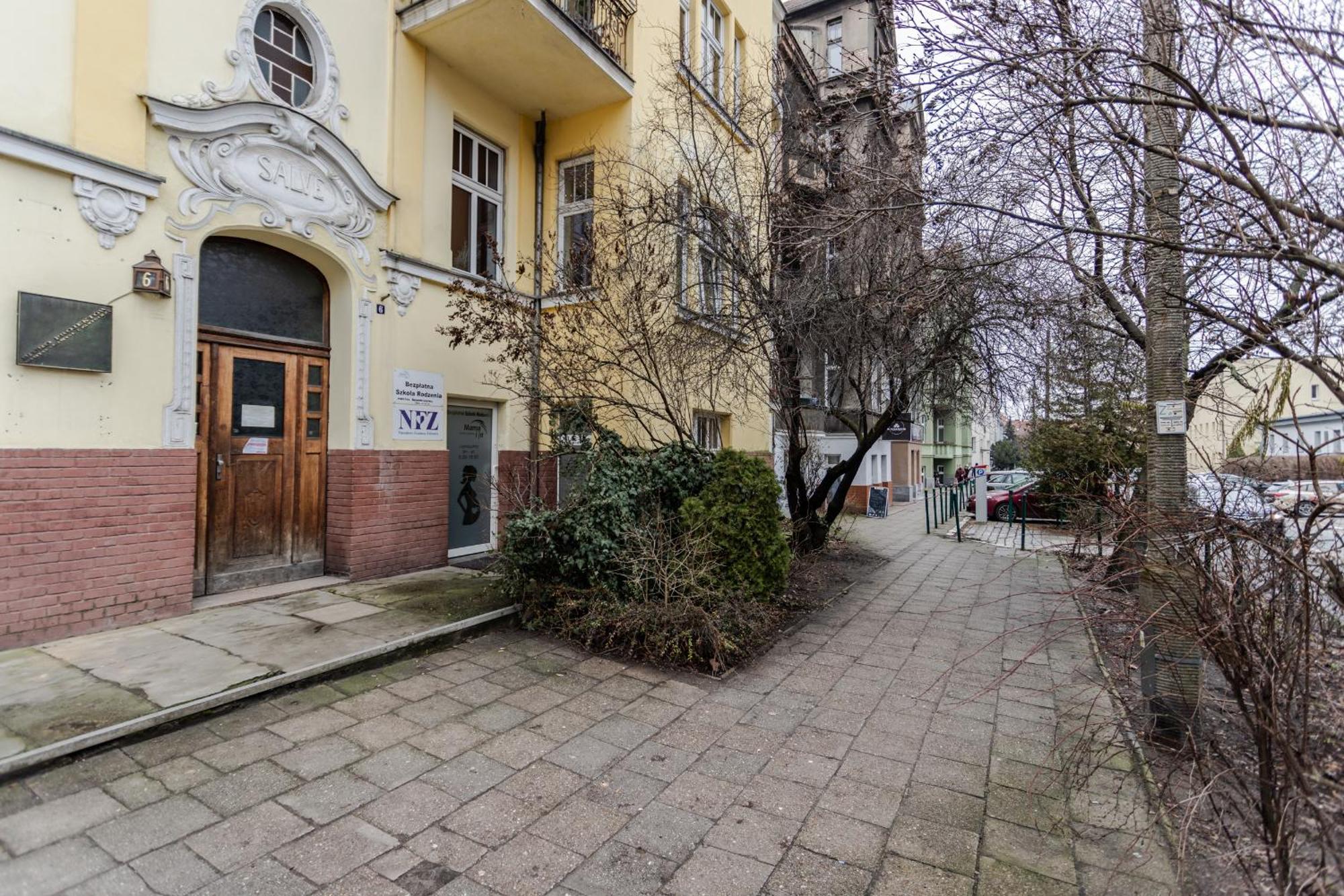 Nowoczesne I Stylowe Studia Very Berry W Poznaniu By Noclegi Renters Buitenkant foto