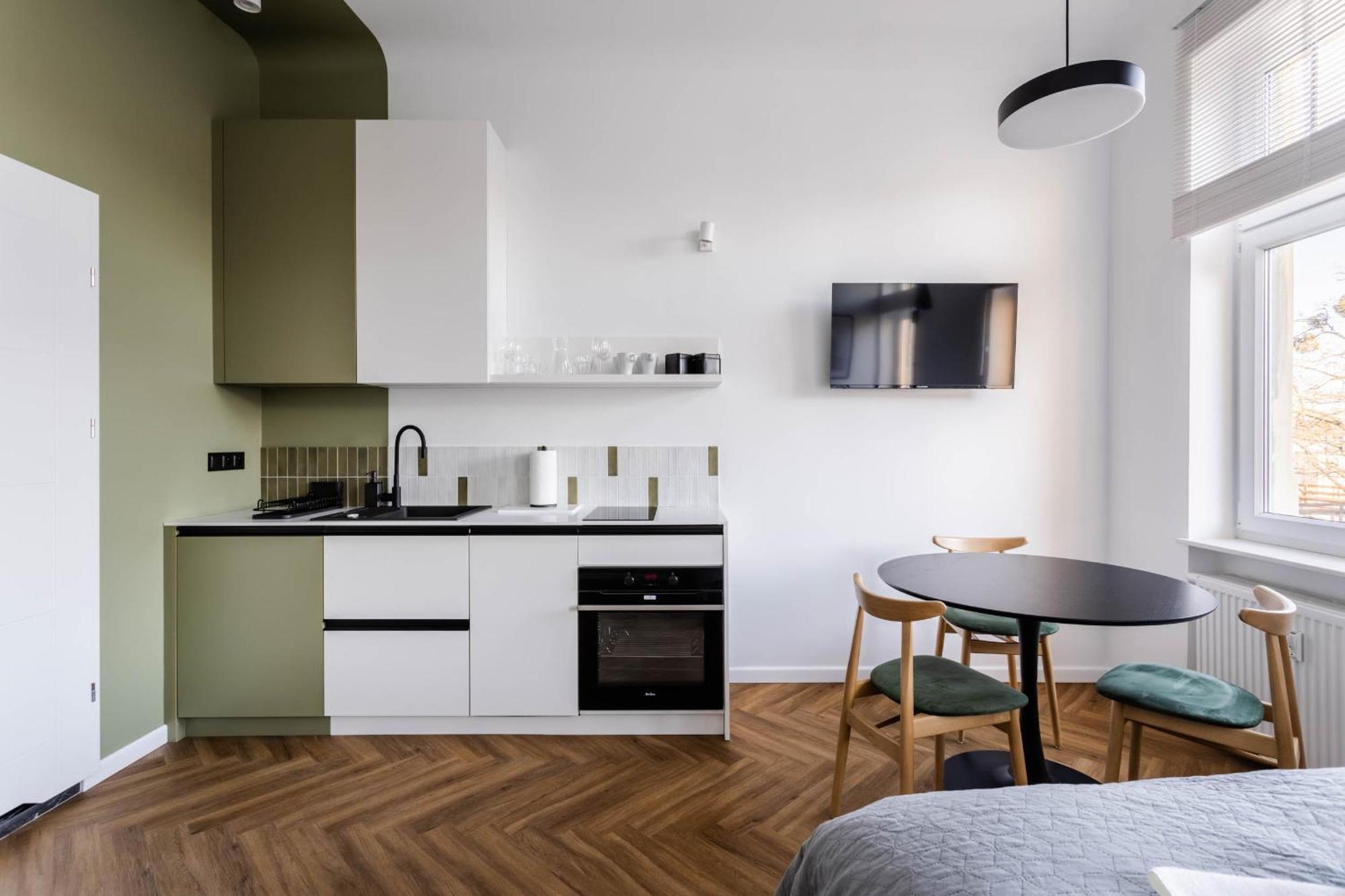 Nowoczesne I Stylowe Studia Very Berry W Poznaniu By Noclegi Renters Buitenkant foto