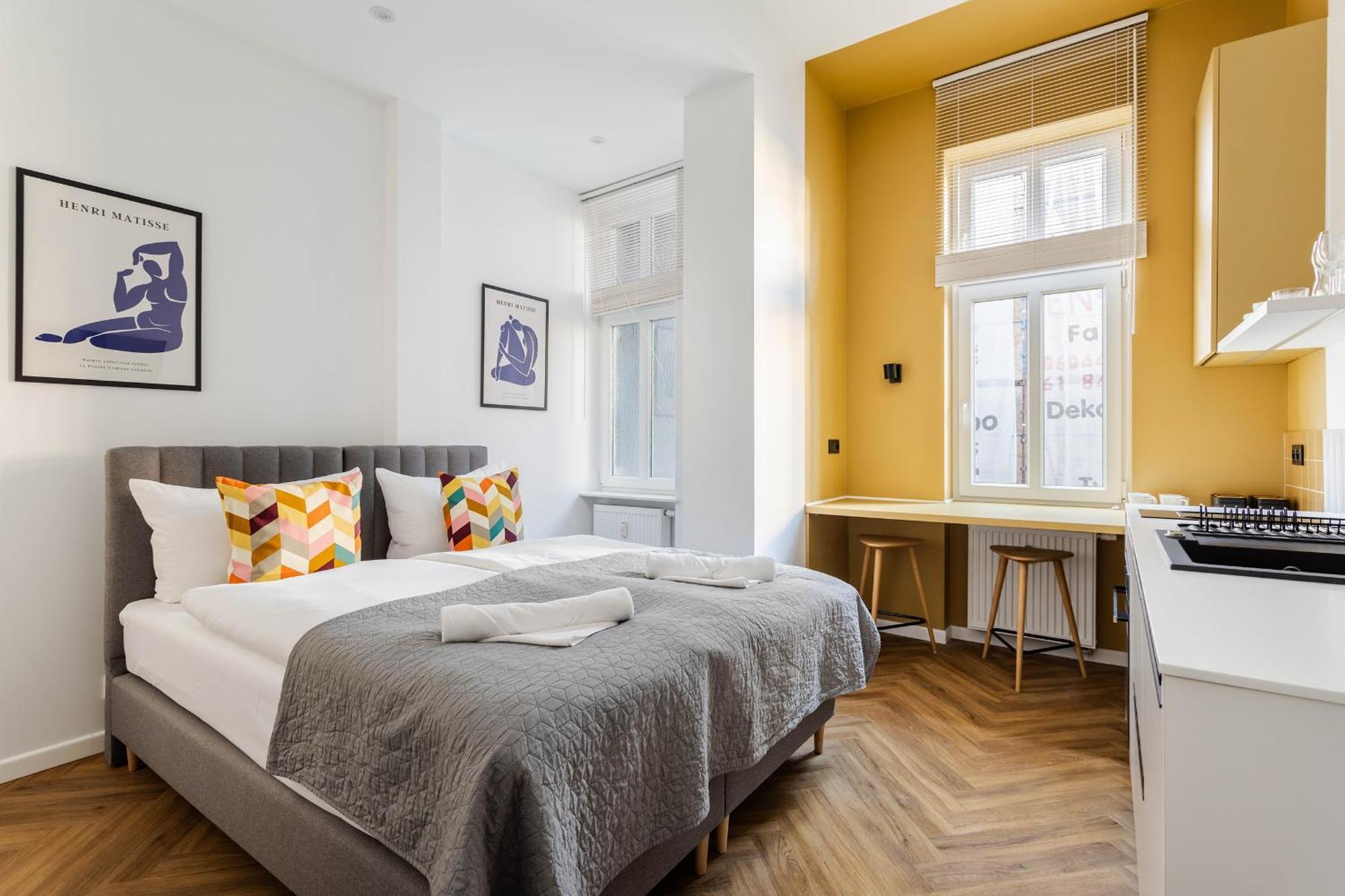Nowoczesne I Stylowe Studia Very Berry W Poznaniu By Noclegi Renters Buitenkant foto