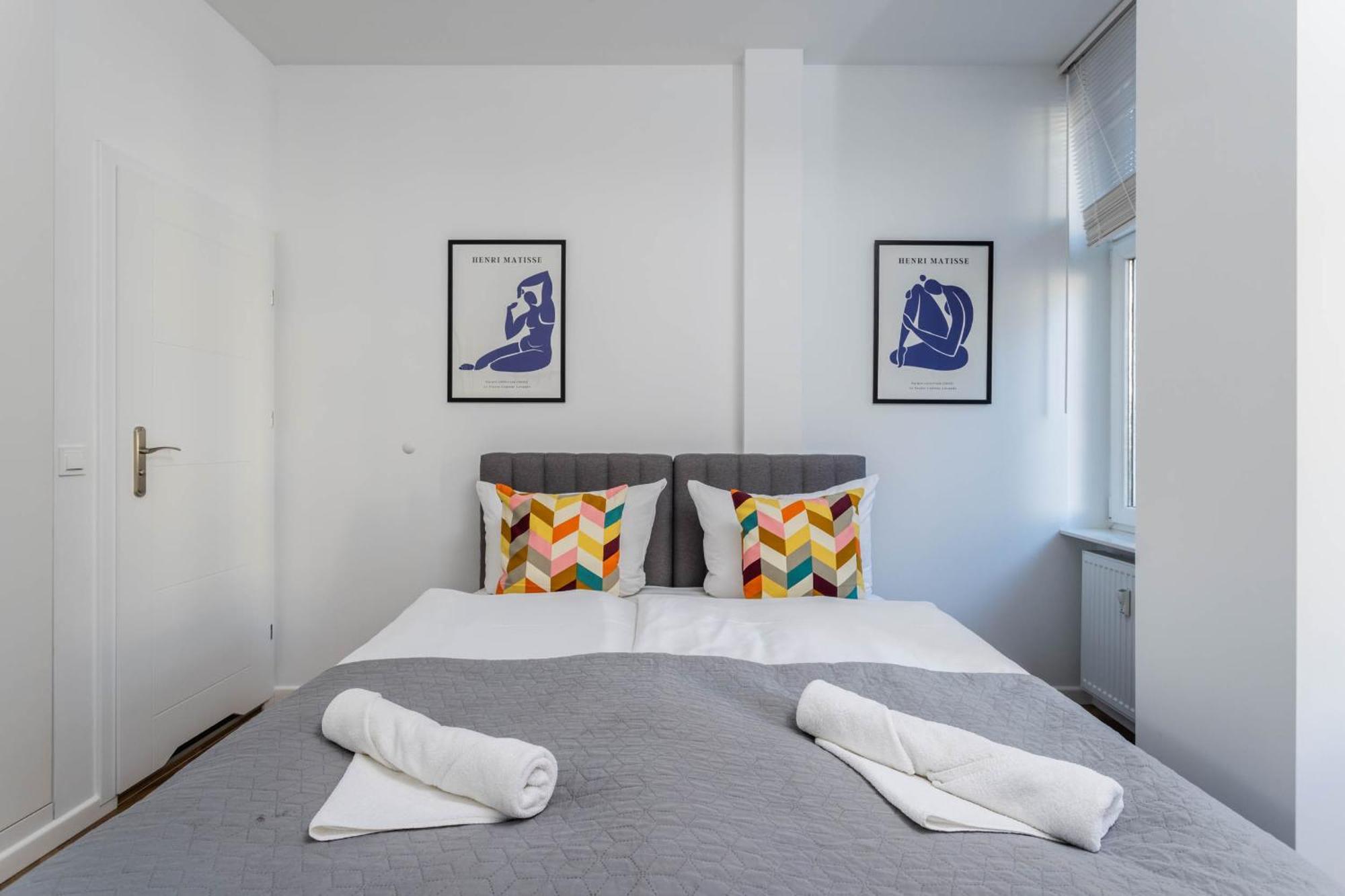Nowoczesne I Stylowe Studia Very Berry W Poznaniu By Noclegi Renters Buitenkant foto